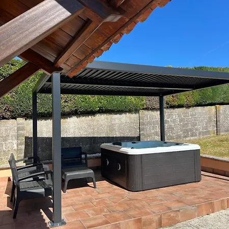 Casa Con Piscina Y Jacuzzi Abegondo A Coruna בית נופש Abegondo