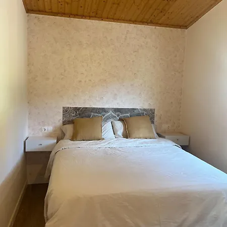 Casa Con Piscina Y Jacuzzi Abegondo A Coruna בית נופש