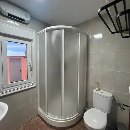 Casa Con Piscina Y Jacuzzi Abegondo A Coruna בית נופש